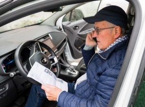 Winfried Tiedge beim eCarsharing